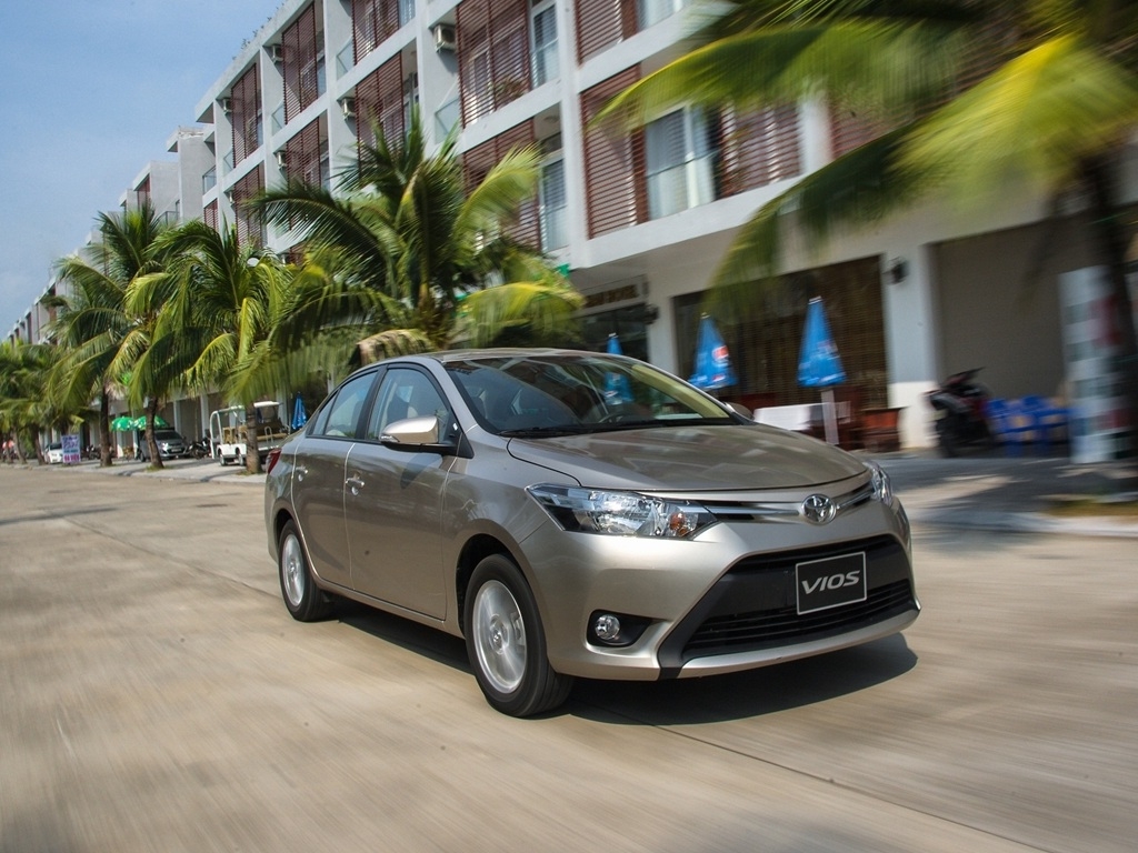 Giá lăn bánh các phiên bản của Toyota Vios 2018